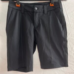 Lululemon Women's Black Club Short